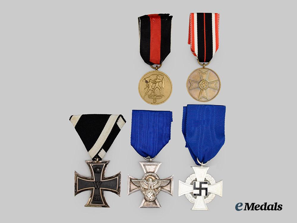 germany,_third_reich._a_mixed_lot_of_civil_and_military_awards___m_n_c7560