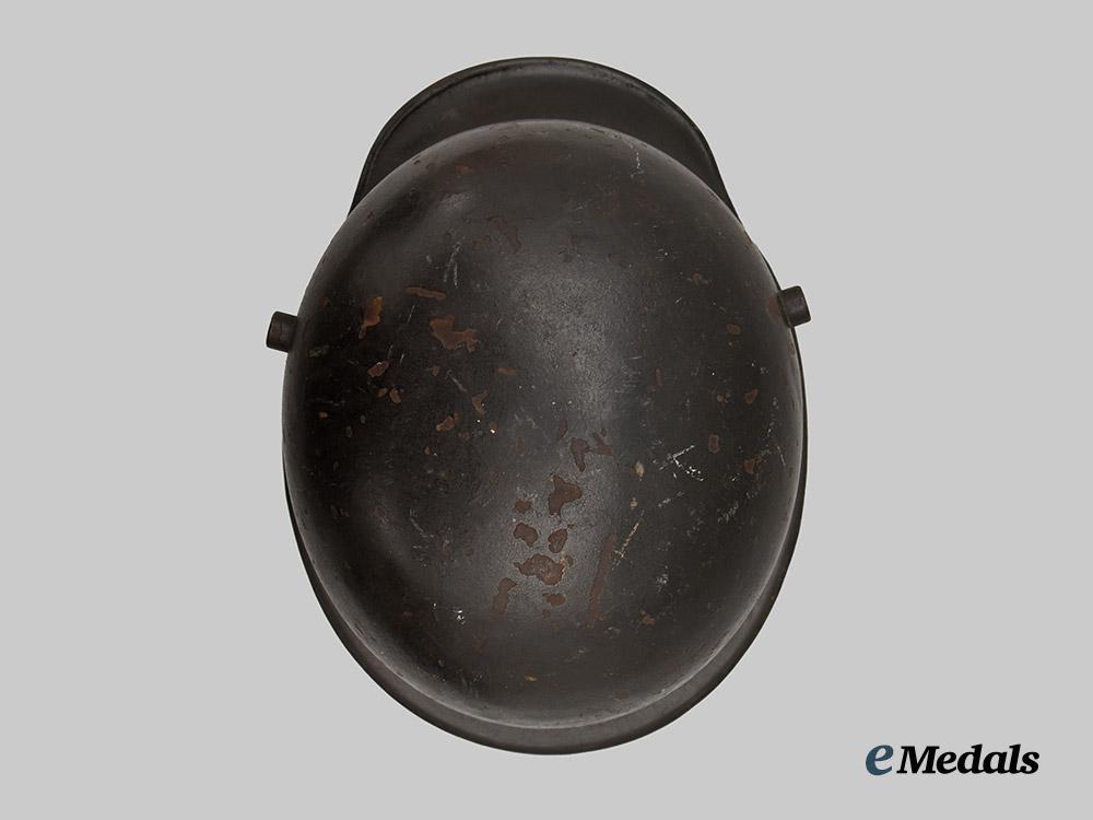 germany,_heer._an_m18_transitional_stahlhelm,_single_decal_version___m_n_c7640