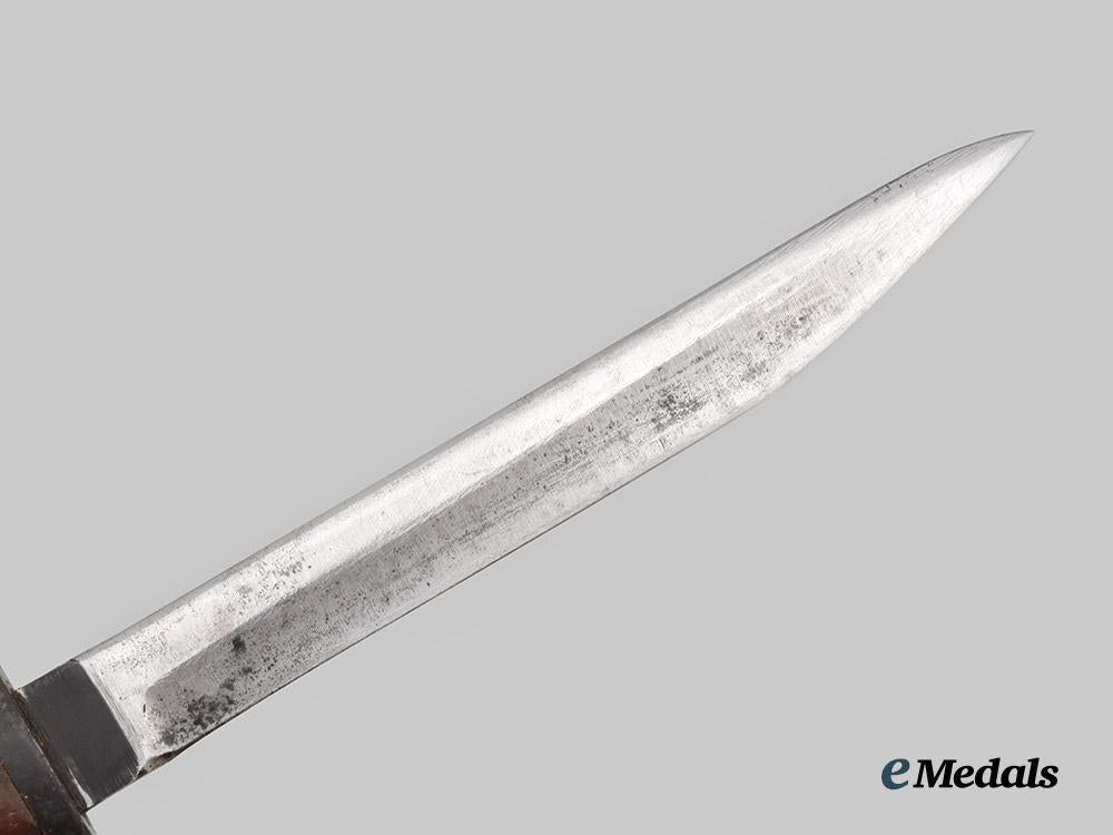 canada,_c._e._f._a_ross_rifle_bayonet,_mark_i_i,_patent1907,33rd_inf._bat._issue,_c.1916___m_n_c7641