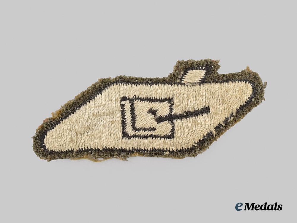 united_kingdom._a_first_war_tankers_sleeve_badge,_c.1917___m_n_c7665