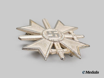germany,_wehrmacht._a_war_merit_cross_i_class_with_swords_and_case,_by_kerbach&_oesterhelt___m_n_c7694
