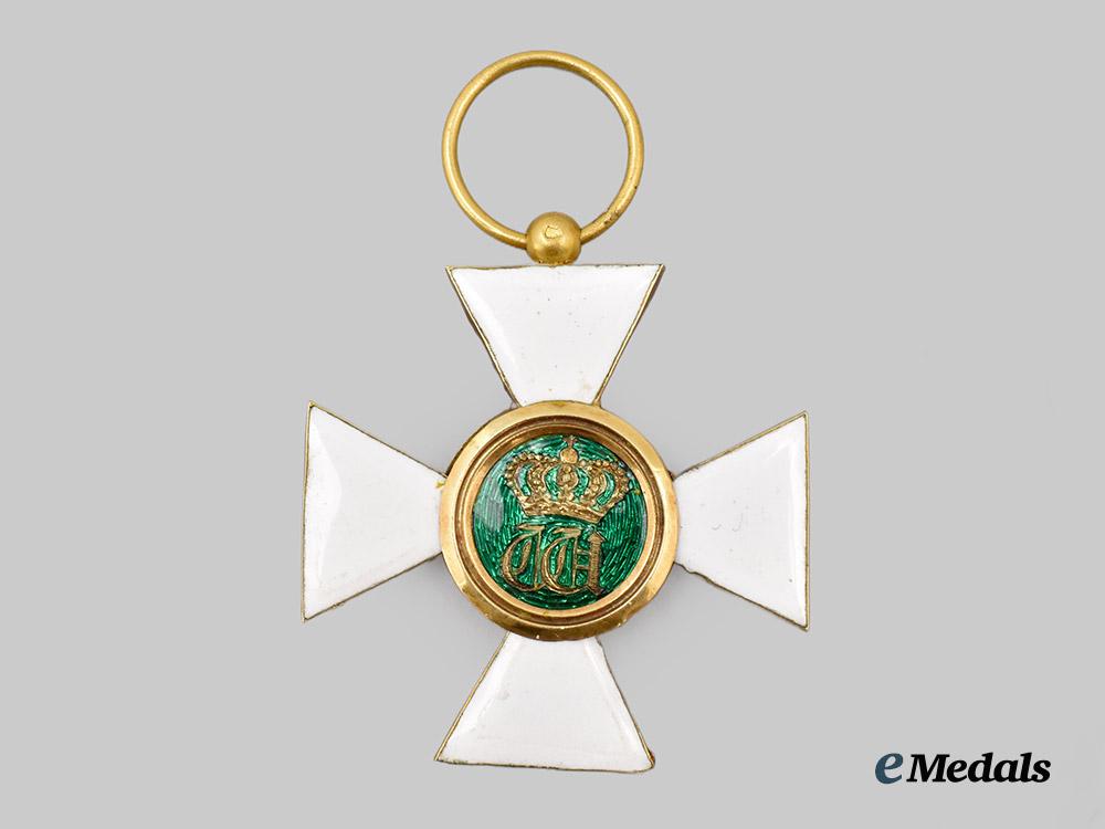 luxembourg,_grand_duchy._an_order_of_the_oak_crown_in_gold,_knight’s_cross,_c.1900___m_n_c7713