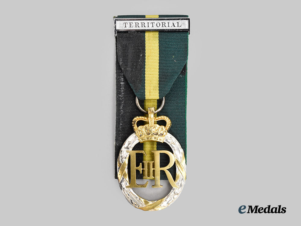 united_kingdom._a_queen_elizabeth_i_i_emergency_reserve_decoration1953.___m_n_c7720