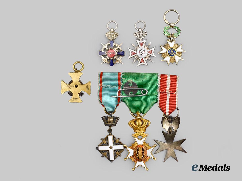 international._a_mixed_lot_of_miniature_orders_and_awards___m_n_c7735