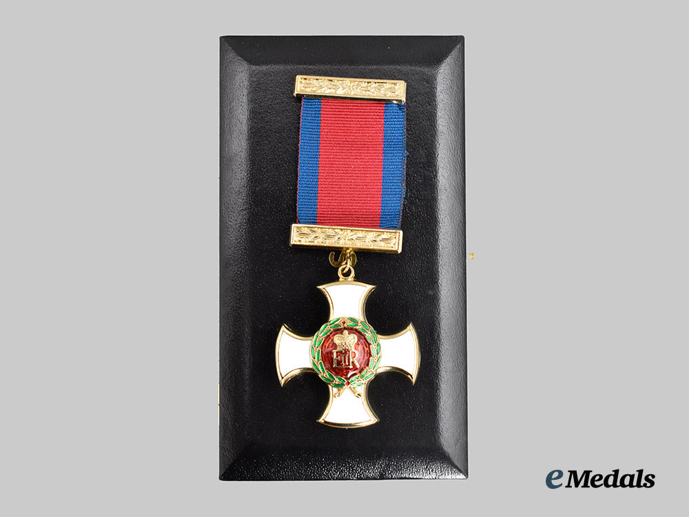 united_kingdom._a_queen_elizabeth_i_i_distinguished_service_order.(_collectors_copy)___m_n_c7742