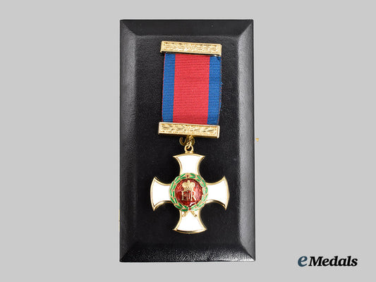 united_kingdom._a_queen_elizabeth_i_i_distinguished_service_order.(_collectors_copy)___m_n_c7742