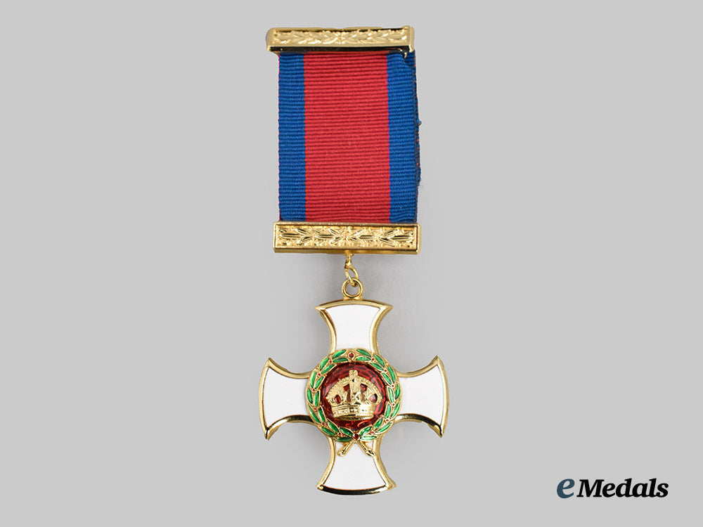 united_kingdom._a_queen_elizabeth_i_i_distinguished_service_order.(_collectors_copy)___m_n_c7746