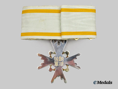 japan,_imperial._an_order_of_the_sacred_treasure,_i_i_i_class_with_case___m_n_c7786