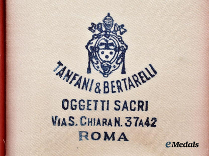 vatican,_papal_state._a_vatican_cross_of_honour,_c.1930___m_n_c7823