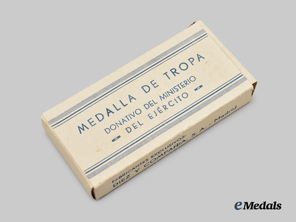 spain,_spanish_state._a_boxed_spanish-_made_medal_of_the_russian_campaign_by_diez_y._compañia___m_n_c7831