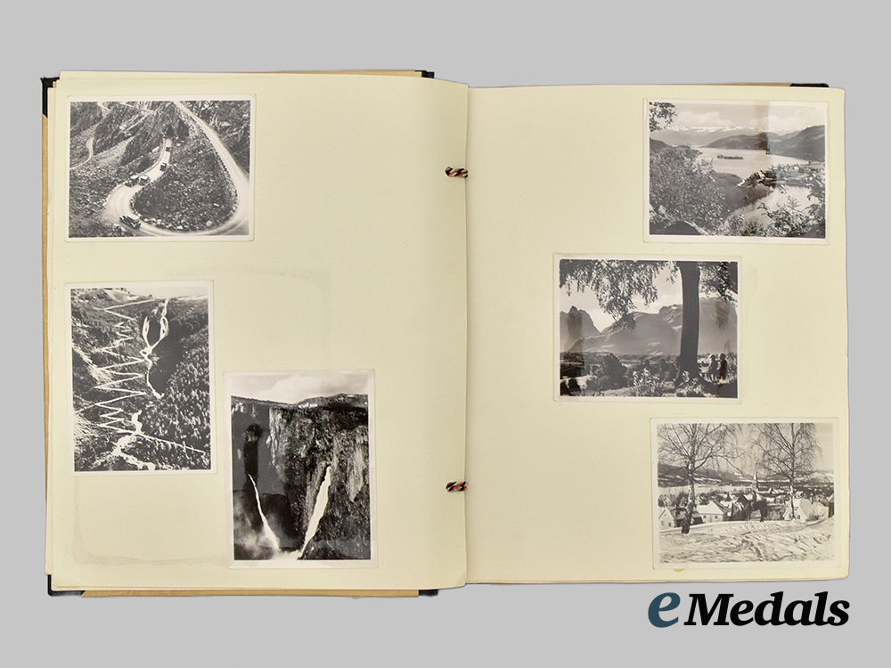 germany,_wehrmacht._a_private_wartime_photo_album_to_a_gebirgsjäger_on_the_eastern_front___m_n_c7846