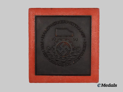 germany,_d_a_f._a1939_craftsmen_competition_outstanding_achievement_plaque,_with_case,_by_hüttenamt_gleiwitz___m_n_c7860