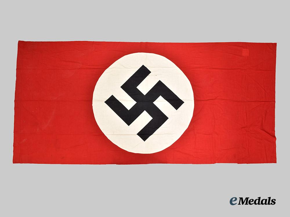 germany,_n_s_d_a_p._a_large_banner_flag___m_n_c7907