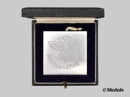 germany,_n_s_f_k._a1939_rhineland_flight_commemorative_medallion,_with_case___m_n_c7909
