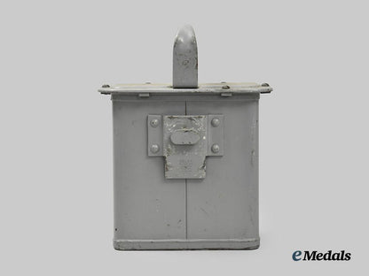 united_states._a_u._s_naval_portable_bulkhead_emergency_battle_lantern___m_n_c7930
