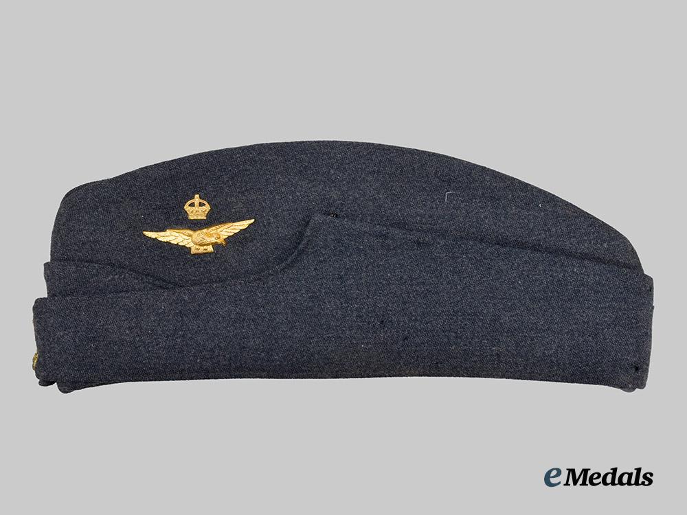 canada,_commonwealth._royal_canadian_air_force_wedge_cap___m_n_c7932