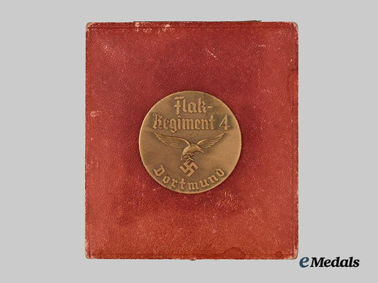 germany,_luftwaffe._a_flak-_regiment4_commemorative_medallion,_with_case___m_n_c7941