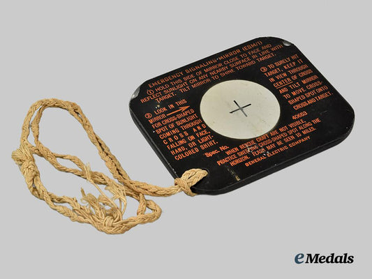 united_states._a_naval_emergency_signaling_mirror,_model40653,_by_general_electric___m_n_c7944