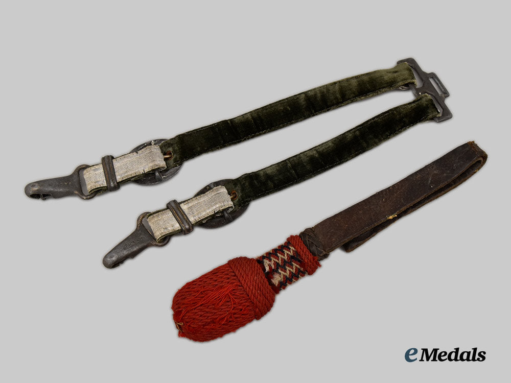 germany,_wehrmacht._a_pair_of_dagger_accessories___m_n_c7966