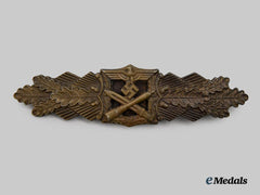 Germany, Wehrmacht. A Close Combat Clasp, Bronze Grade, by Arbeitsgemeinschaft Metall und Kunststoff