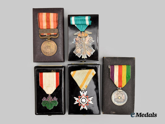 japan,_empire._five_decorations&_awards___m_n_c8019