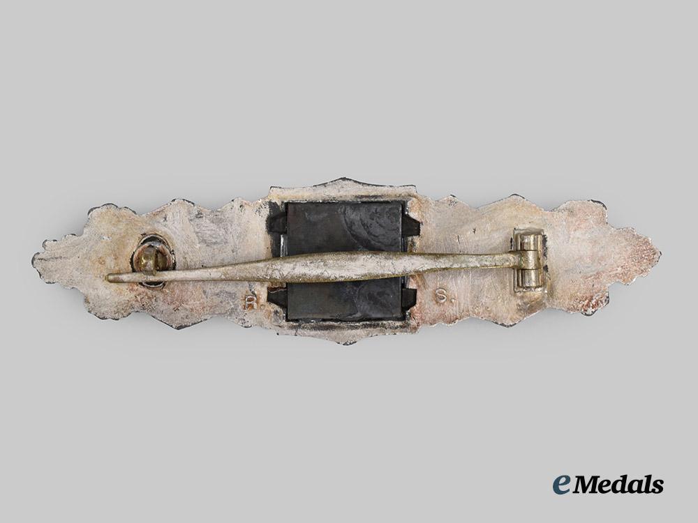 germany,_wehrmacht._a_close_combat_clasp,_silver_grade,_refurbished_example,_by_rudolf_souval___m_n_c8077