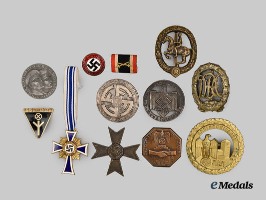 germany,_third_reich._a_mixed_lot_of_badges_and_awards___m_n_c8094