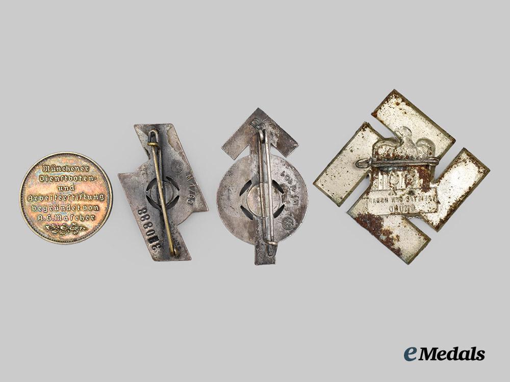 germany,_third_reich._a_mixed_lot_of_badges___m_n_c8097