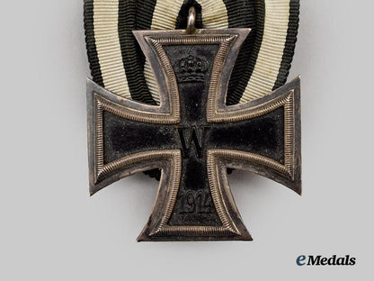 germany,_imperial._a1914_iron_cross_i_i_class,_on_parade_mount___m_n_c8112