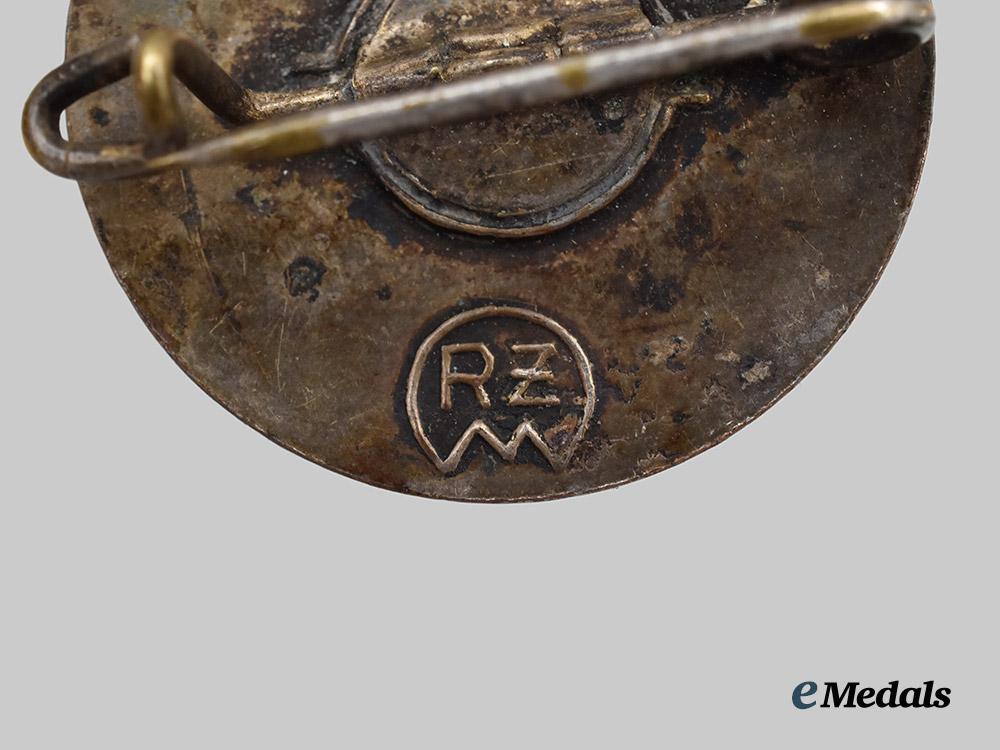 germany,_third_reich._a_mixed_lot_of_insignia___m_n_c8122