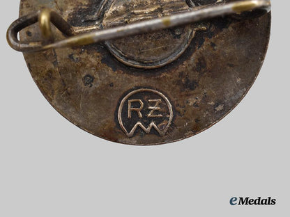 germany,_third_reich._a_mixed_lot_of_insignia___m_n_c8122