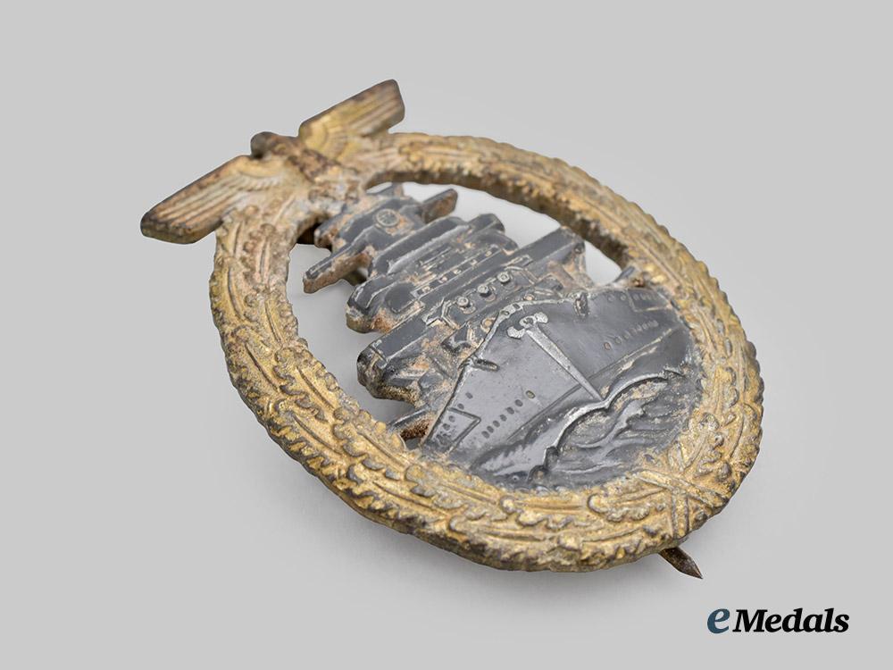 germany,_kriegsmarine._a_high_seas_fleet_badge,_wartime-_compatible_example,_by_rudolf_souval___m_n_c8126