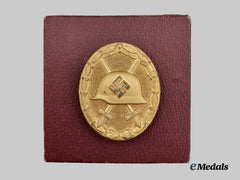 Germany, Wehrmacht. A Gold Grade Wound Badge, with Period Case, by the Vienna Mint