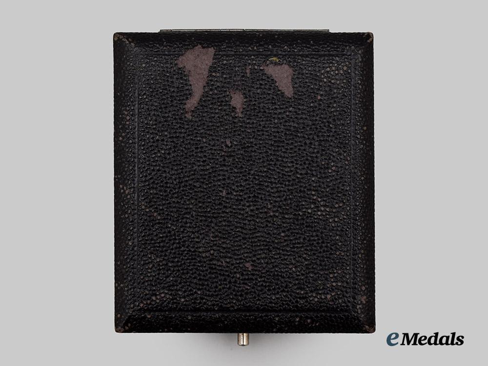 germany,_third_reich._a_fire_brigade_honour_award,_i_i_class,_with_case___m_n_c8182