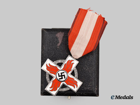 germany,_third_reich._a_fire_brigade_honour_award,_i_i_class,_with_case___m_n_c8185