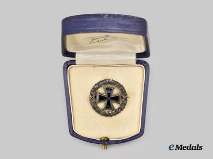 germany,_imperial._a1914_iron_cross_patriotic_badge_in_silver,_with_period_case___m_n_c8201