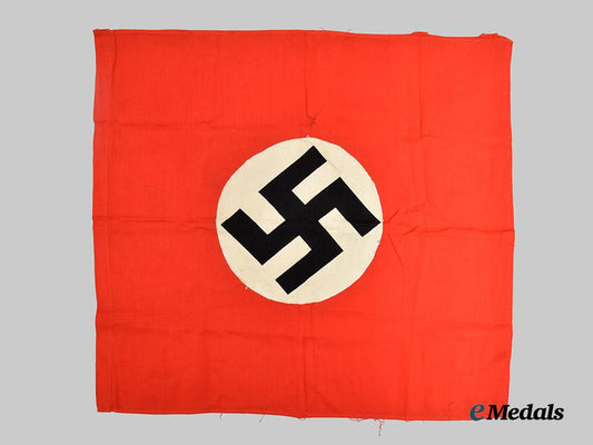 germany,_third_reich._a_small_banner_flag___m_n_c8272