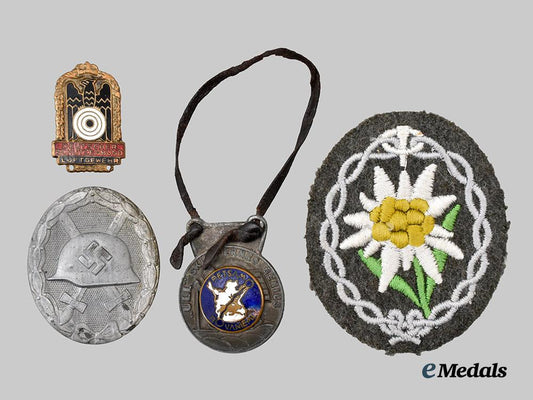germany,_third_reich._a_mixed_lot_of_badges_and_insignia___m_n_c8301