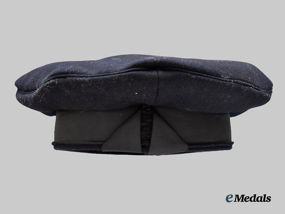 germany,_kriegsmarine._a_blue_sailor’s_cap_for_coastal_artillery_personnel___m_n_c8321