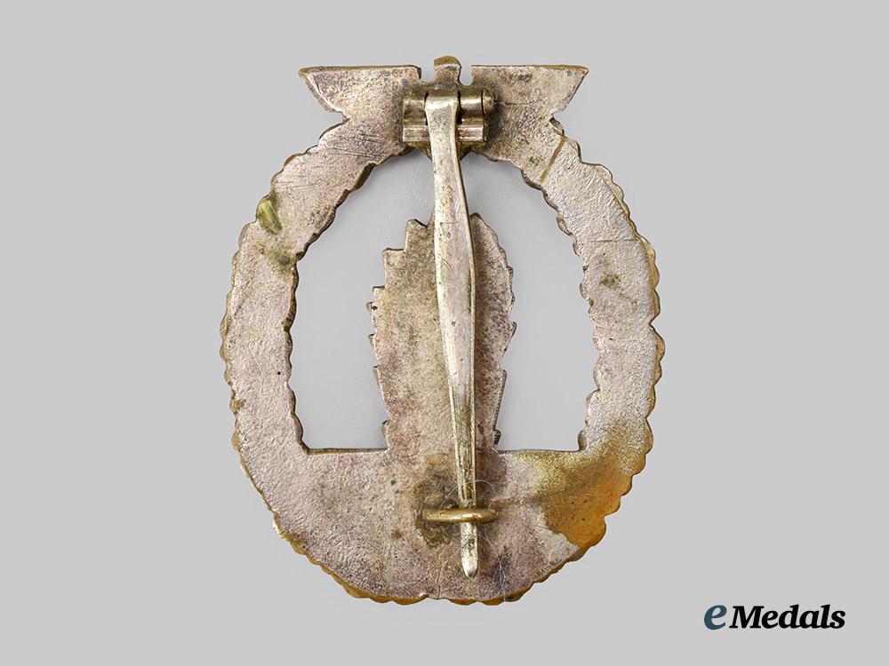 germany,_kriegsmarine._a_minesweeper_war_badge,_by_c._e._juncker___m_n_c8352