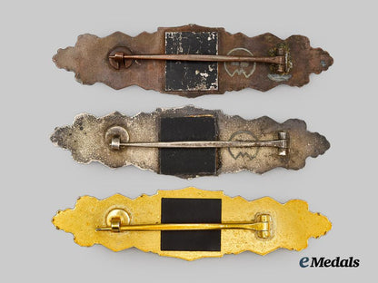 germany,_federal_republic._a_complete_set_of_close_combat_clasps(_gold,_silver,_bronze_grades),_by_rudolf_souval,_exhibition_examples,_c.1970___m_n_c8381