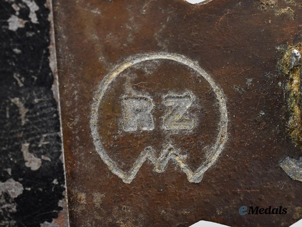 germany,_federal_republic._a_complete_set_of_close_combat_clasps(_gold,_silver,_bronze_grades),_by_rudolf_souval,_exhibition_examples,_c.1970___m_n_c8384