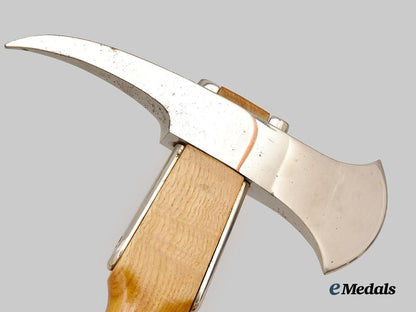 europe._a_fireman’s_hatchet_and_waistbelt___m_n_c8390