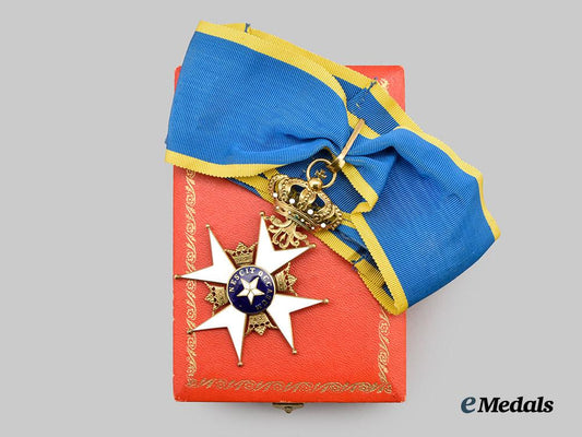 sweden,_kingdom._an_order_of_the_north_star,_commander_in_case,_by_c._f_carlman,_c.1975___m_n_c8412
