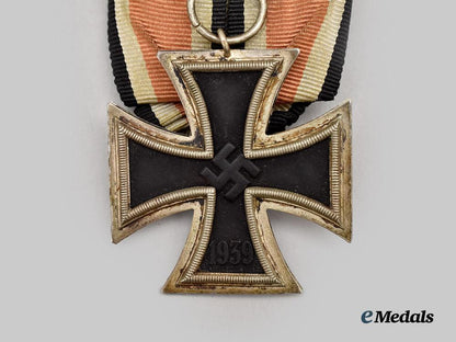 germany,_wehrmacht._a1939_iron_cross_i_i_class,_on_single_parade_mount___m_n_c8420