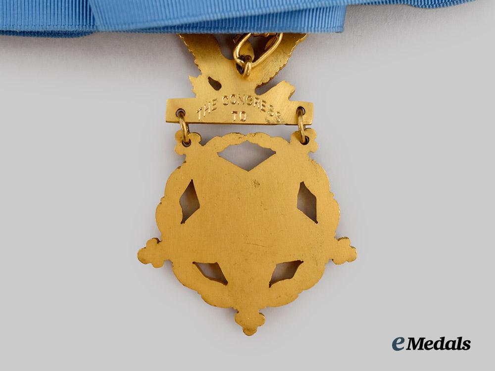 united_states._an_army_medal_of_honour___m_n_c8449