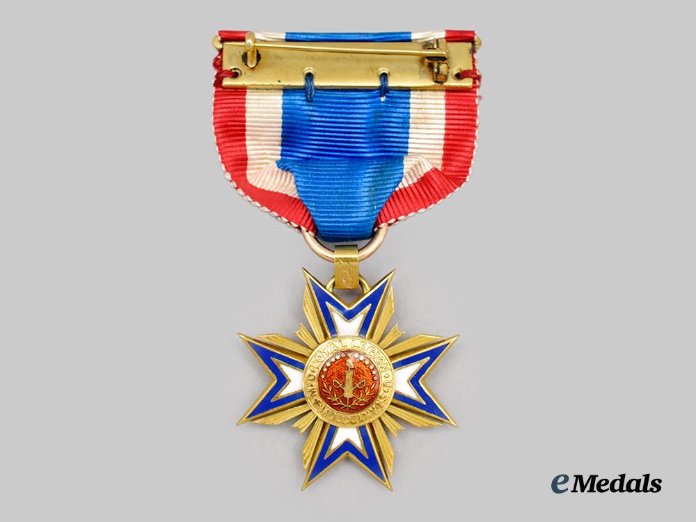 united_states._a_military_order_of_the_loyal_legion_of_the_united_states_membership_badge,_in_gold___m_n_c8547