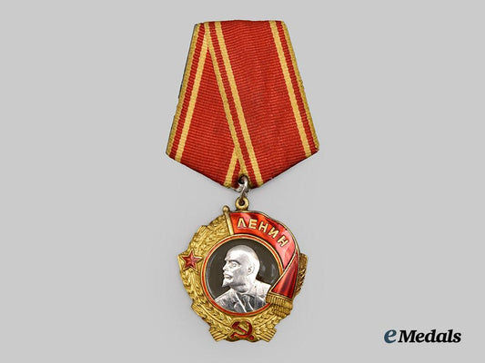 russia,_soviet_union._an_order_of_lenin,_type_i_v,_variant_i_i_i(1943-1950_issue)___m_n_c8558