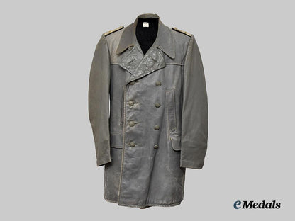 germany,_kriegsmarine._a_u-_boat_service_oberleutnant’s_leather_jacket,_owner-_attributed,_by_gustav_nitsch___m_n_c8575