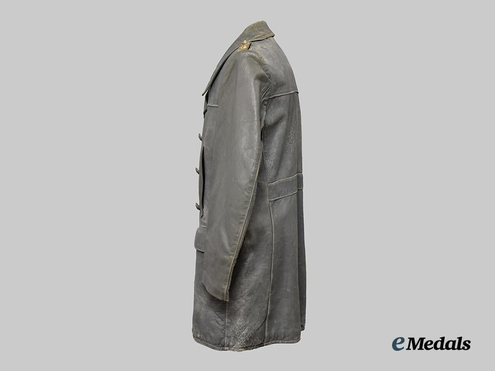 germany,_kriegsmarine._a_u-_boat_service_oberleutnant’s_leather_jacket,_owner-_attributed,_by_gustav_nitsch___m_n_c8578